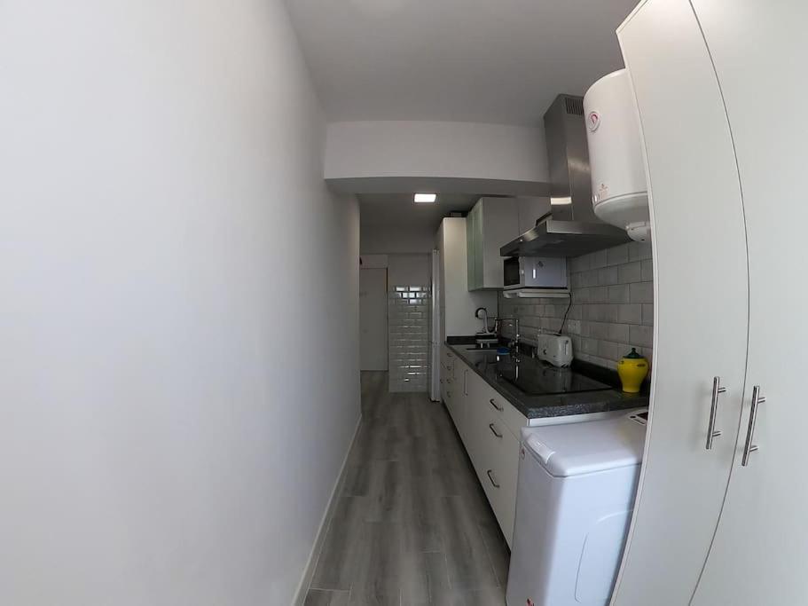 Roch - Stylish Apartment Near Metro Sevilha Exterior foto